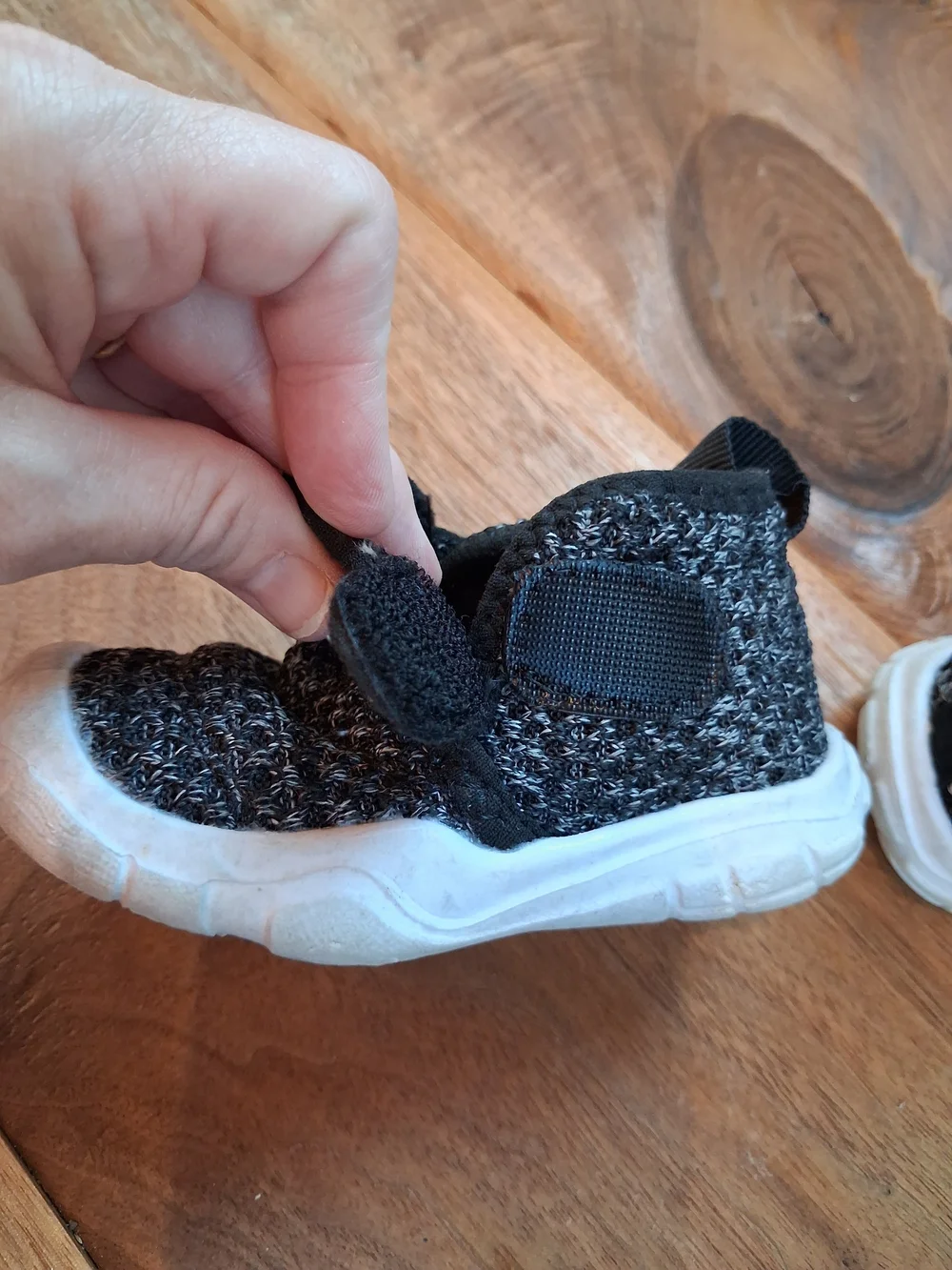 QFH Toddler Sneakers Size 5